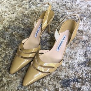 MANOLO BLAHNIK slingback pumps